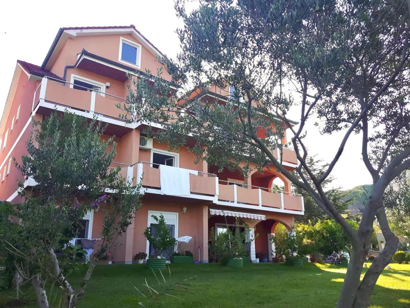Apartments Matija Kampor エクステリア 写真